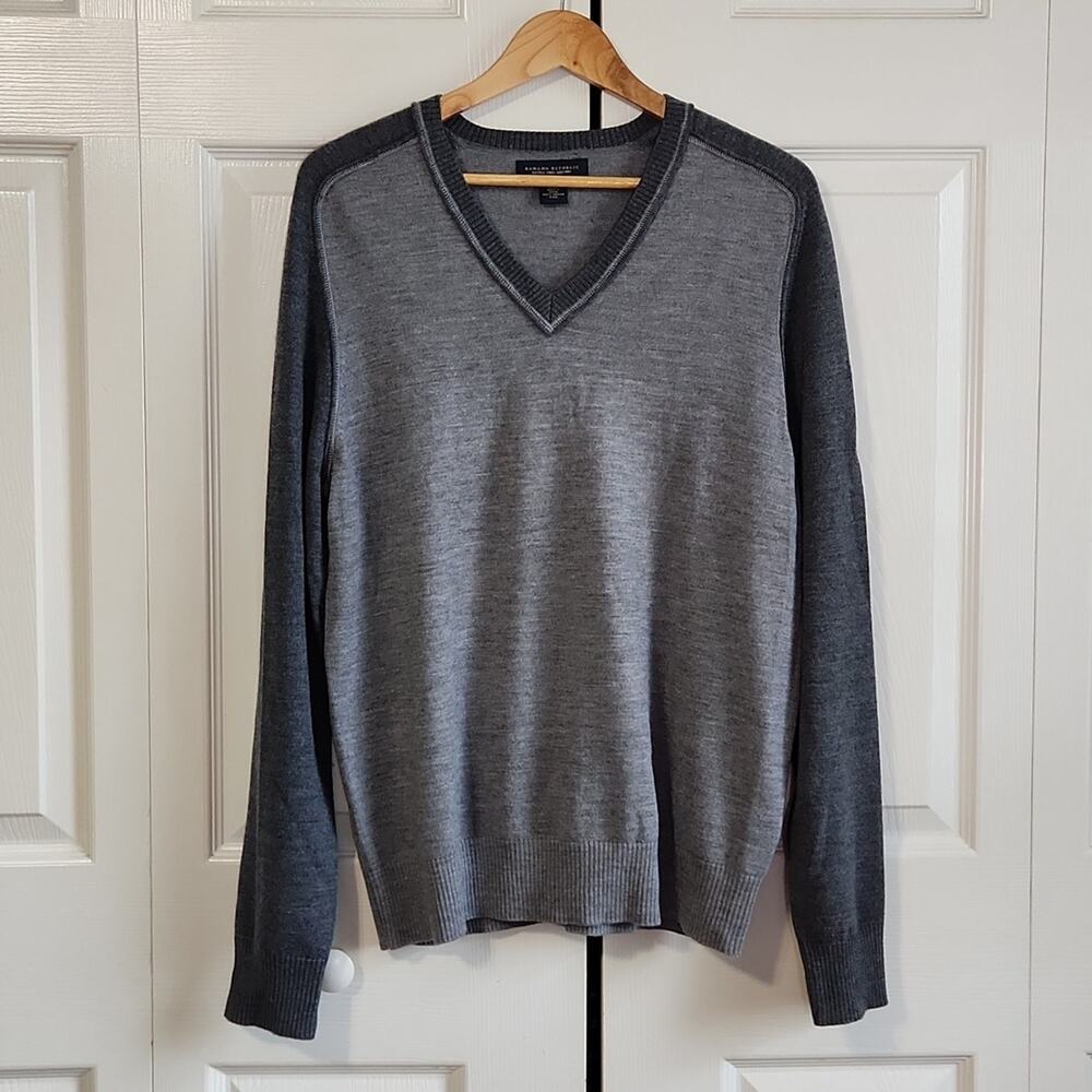 Banana Republic Men's 100% Extra Fine Merino Wool Gray Pullover Sweater Size Med
